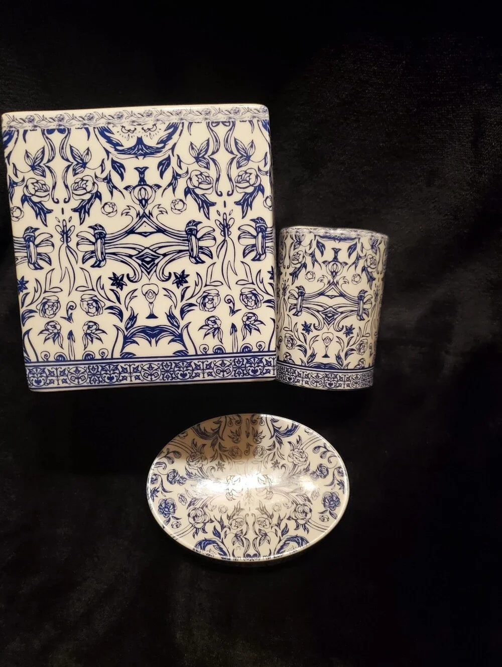 Rare Kassatex New York Orsay Blue Porcelain Bath Accessories Collection READ 1ST